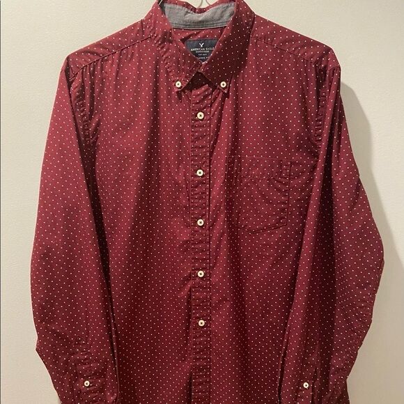 American Eagle Long Sleeve Button Down Shirt-Maroon & white polka dot Size Large - Picture 2 of 6